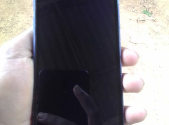 SANSUMG J6 4GB RAM 64 ROM