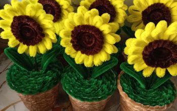 PIPE CLEANER FLOWER BASKET